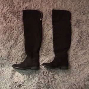 Thigh high black boots size 6 lightly worn!